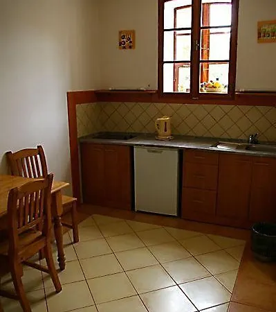 Mansky Dvur Dolni Zandov